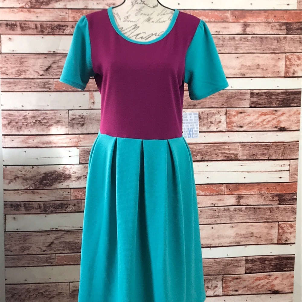 Lularoe XL Amelia w pockets NWT